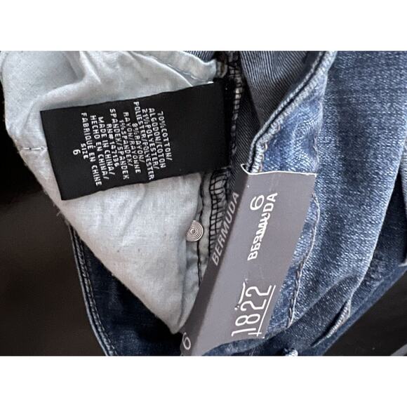 1822 Denim stretchy Bermuda Shorts Mid-Rise Denim Jeans mom shorts sz 6 - Picture 7 of 9